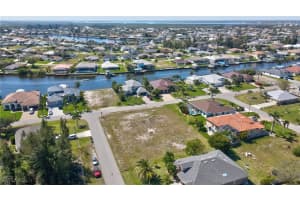 138 34th Avenue, Cape Coral, FL 33991 Sold 10/31/25