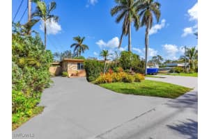 1227 Trail Terrace Drive, Naples, FL 34103 Sold 05/23/25