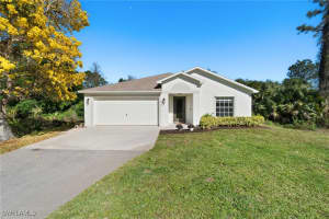 560 12th Street, Naples, FL 34117 Sold 05/29/25