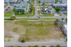 770 Bald Eagle Drive, Marco Island, FL 34145 Sold 08/27/25