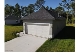 6008 Moss Circle, Labelle, FL 33935 Sold 05/19/25