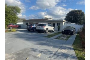 2520 Nw 166th St, Miami