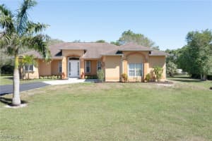 290 20th Street, Naples, FL 34120 - MLS#225026016