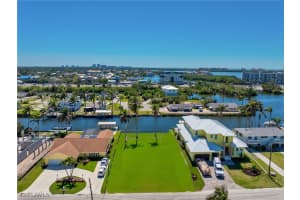 4853 Regal Drive, Bonita Springs, FL 34134 - MLS#225026049