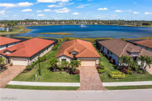 1526 Santiago Cir, Naples