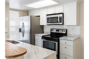 5007 LAGUNA BAY Circle, Kissimmee, FL 34746 - MLS#225026109