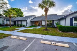 10514 Newbury Court, Lehigh Acres, FL 33936 - MLS#225026130