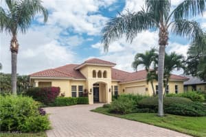9911 El Greco Cir, Bonita Springs