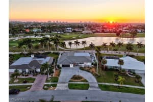 356 Nassau Ct, Marco Island