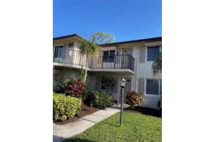 163 Palm Dr 2878, Naples