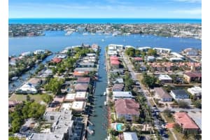 1320 Blue Point Ave 2, Naples
