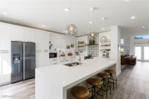 7430 Meldin Ct, Naples