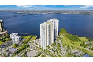 3000 Oasis Grand Blvd 1004 Fort Myers, FL 33916 - Off Market
