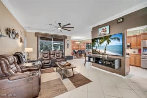 246 Stanhope Circle, Naples, FL 34104 - MLS#225026347