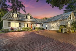 517 Devils Lane, Naples, FL 34103 - MLS#225026357