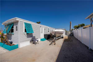 3842 Cherry Ln, St James City