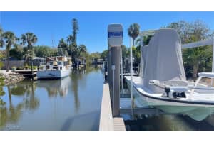2723 Shoreview Drive, Naples, FL 34112 - MLS#225026416