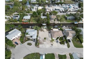 2723 Shoreview Drive, Naples, FL 34112 - MLS#225026416