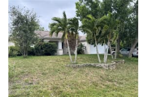 2102 14th Lane, Cape Coral, FL 33993 Sold 04/14/25