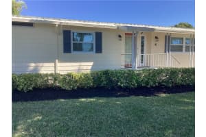 4 Chateau Way, Naples, FL 34112 Sold 09/05/25