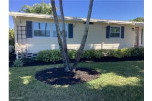 4 Chateau Way, Naples, FL 34112 Sold 09/05/25