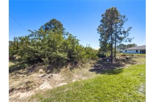 5301 4th Street, Lehigh Acres, FL 33971 - MLS#225026626