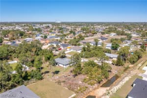 5301 4th Street, Lehigh Acres, FL 33971 - MLS#225026626