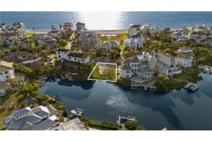 236 Barefoot Beach Boulevard, Bonita Springs, FL 34134 - MLS#225026651