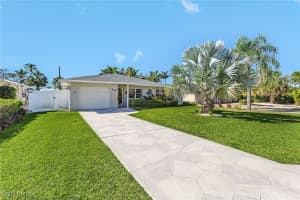 116 1st Street, Bonita Springs, FL 34134 - MLS#225026754