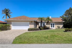 6338 Cocos Drive, Fort Myers, FL 33908 Sold 05/22/25