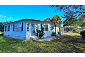 537 Charlemagne Boulevard, Naples, FL 34112 - MLS#225026836