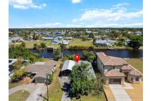 2032 Bahama Ave, Fort Myers