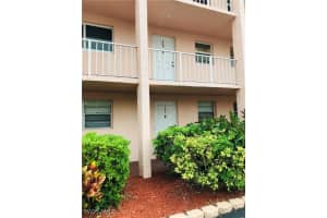 200 Turtle Lake Court, Naples, FL 34105 - MLS#225027060