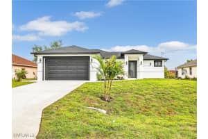2706 25th Street, Lehigh Acres, FL 33976 Sold 04/21/25