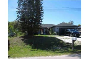 4009 6th Street, Lehigh Acres, FL 33971 Sold 03/17/25