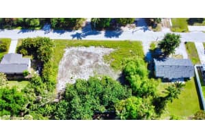 58 Cabana Avenue, North Fort Myers, FL 33903 - MLS#225027199