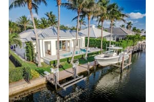 1880 SANDPIPER Street, Naples, FL 34102 - MLS#225027212