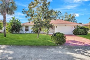 1942 Golfside Village Lane, Lehigh Acres, FL 33936 Sold 04/19/25