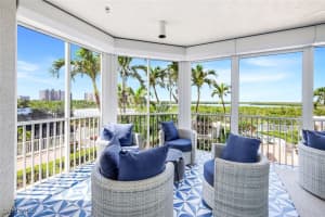 285 Grande Way 402, Naples