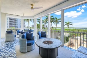 285 Grande Way, Naples, FL 34110 - MLS#225027299