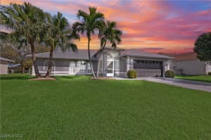 605 29th Terrace, Cape Coral, FL 33914 - MLS#225027327