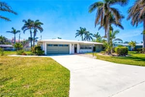 450 Bayshore Drive, Cape Coral, FL 33904 Sold 05/20/25