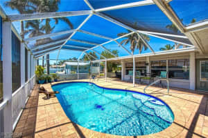 450 Bayshore Drive, Cape Coral, FL 33904 Sold 05/20/25