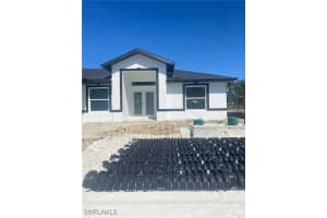 2910 28th Street, Lehigh Acres, FL 33971 - MLS#225027363