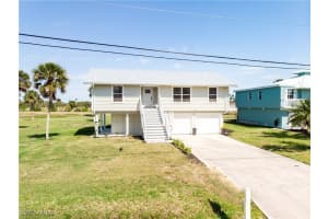 7674 Caloosa Dr, Bokeelia