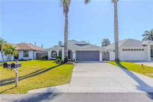 754 105th Avenue, Naples, FL 34108 - MLS#225027455