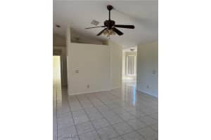 546 Long Island Street, Lehigh Acres, FL 33974 - MLS#225027580