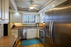 2121 Collier Avenue, Fort Myers, FL 33901 - MLS#225027595