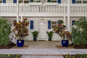 1115 4th Street, Naples, FL 34102 Sold 04/02/25