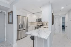 320 Seaview Court, Marco Island, FL 34145 Sold 07/14/25